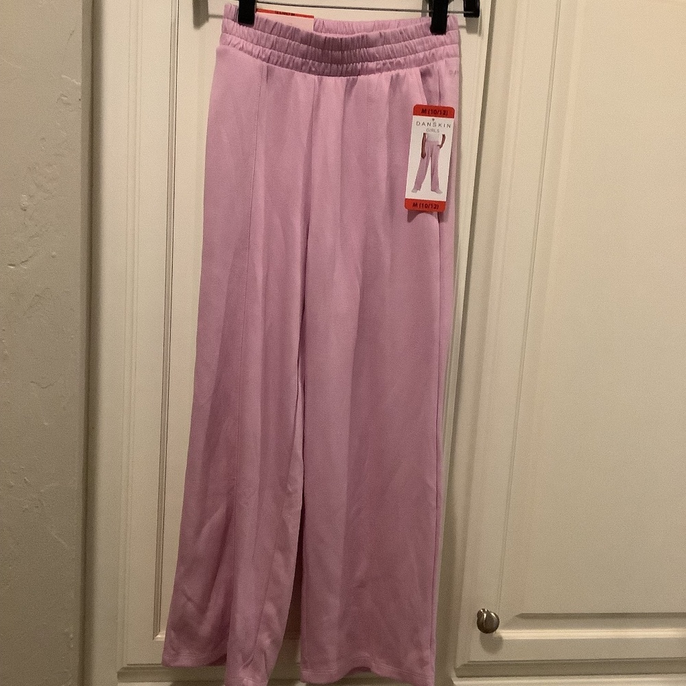 Danskin girls pant inseam 24”
